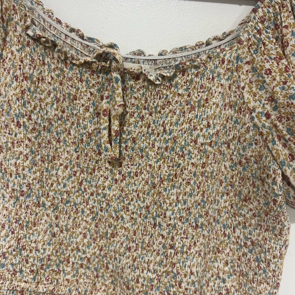 Floral short sleeve ruffle top - Picture 4 of 5